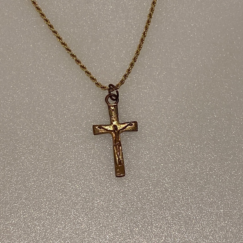 Gold Cross Rope Chain - Picture 2 of 5